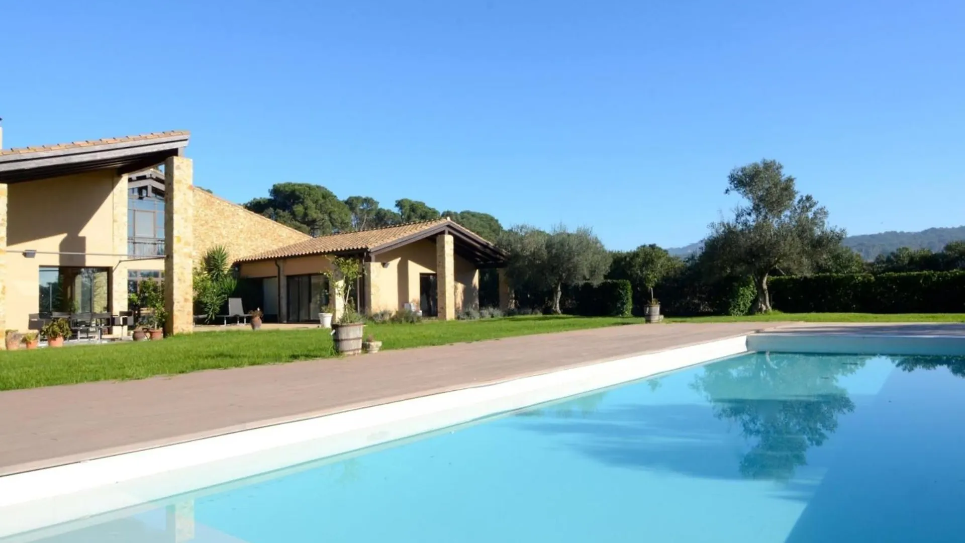 Villa Brugueres At Begur Spain